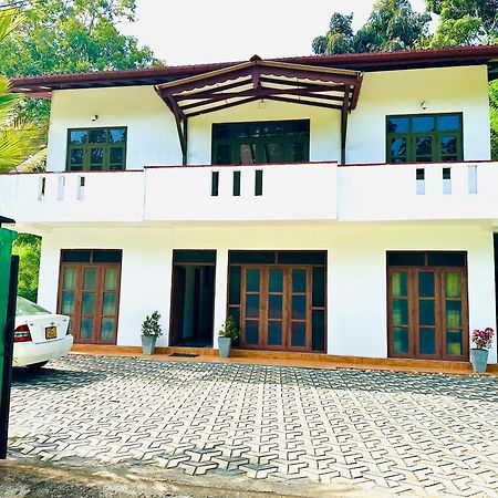Bed and Breakfast La Riya Ella - 05 Minutes To Ella Town Exterior foto