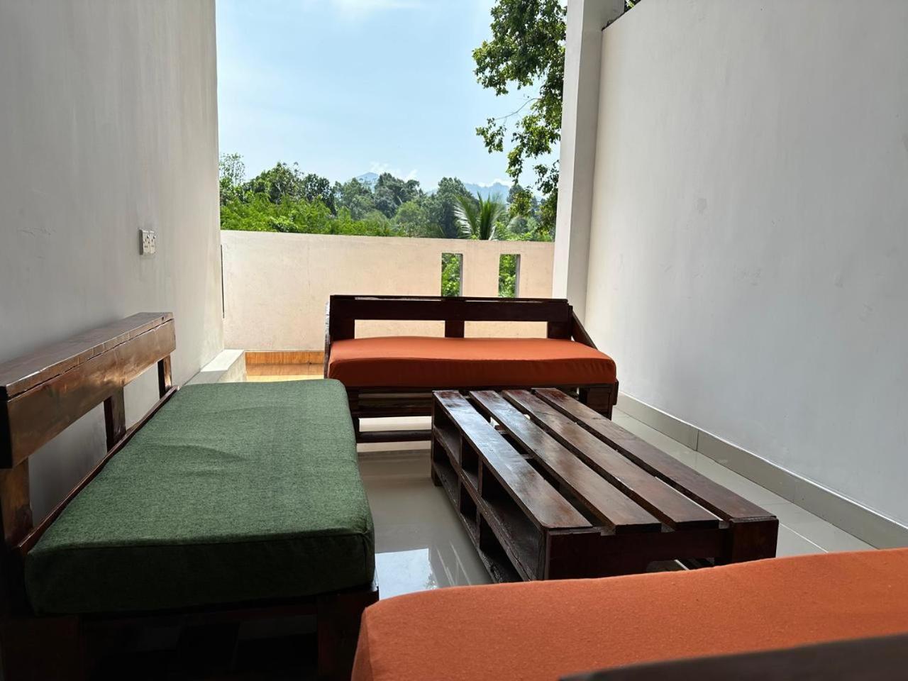 Bed and Breakfast La Riya Ella - 05 Minutes To Ella Town Exterior foto