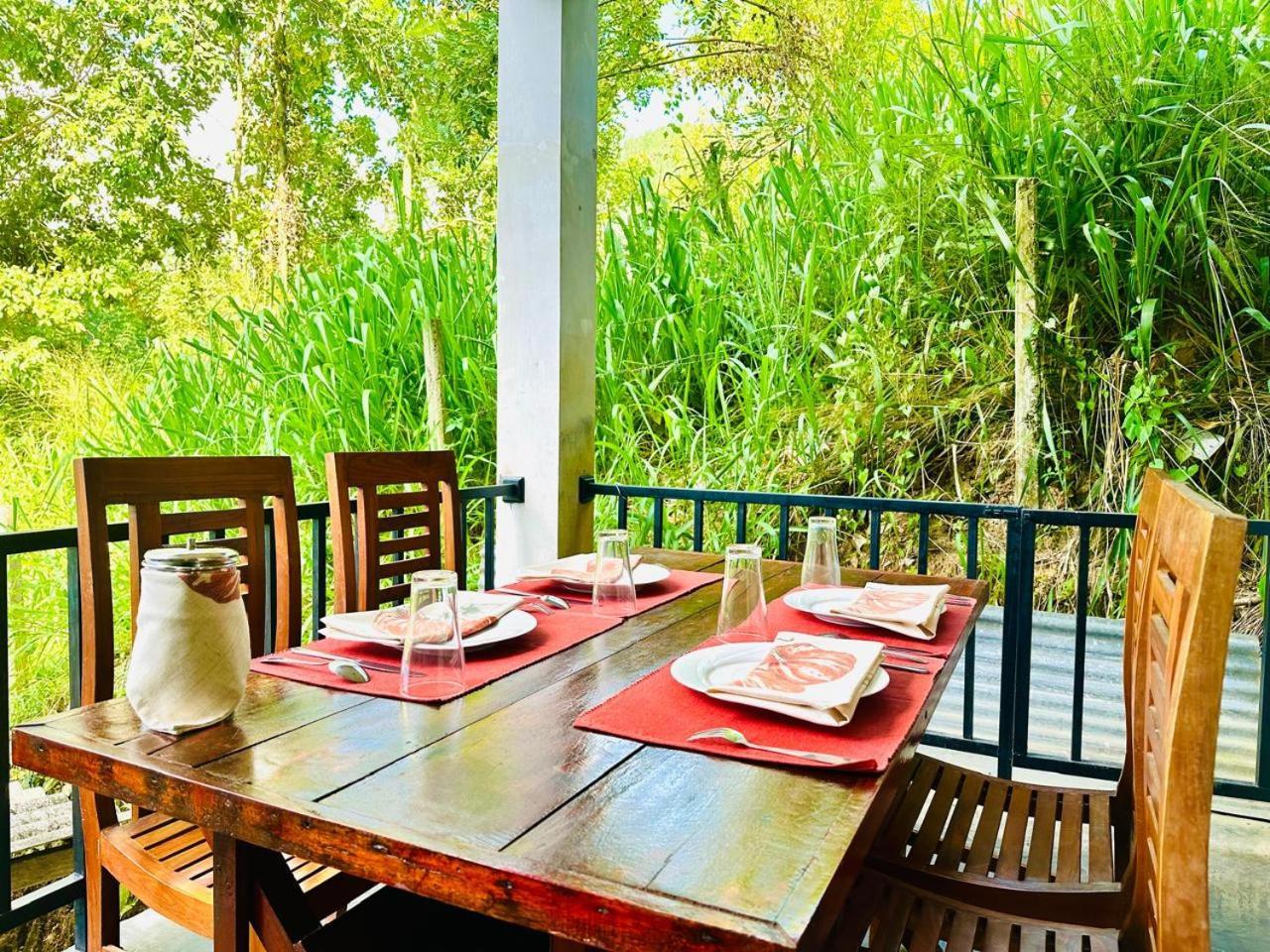 Bed and Breakfast La Riya Ella - 05 Minutes To Ella Town Exterior foto